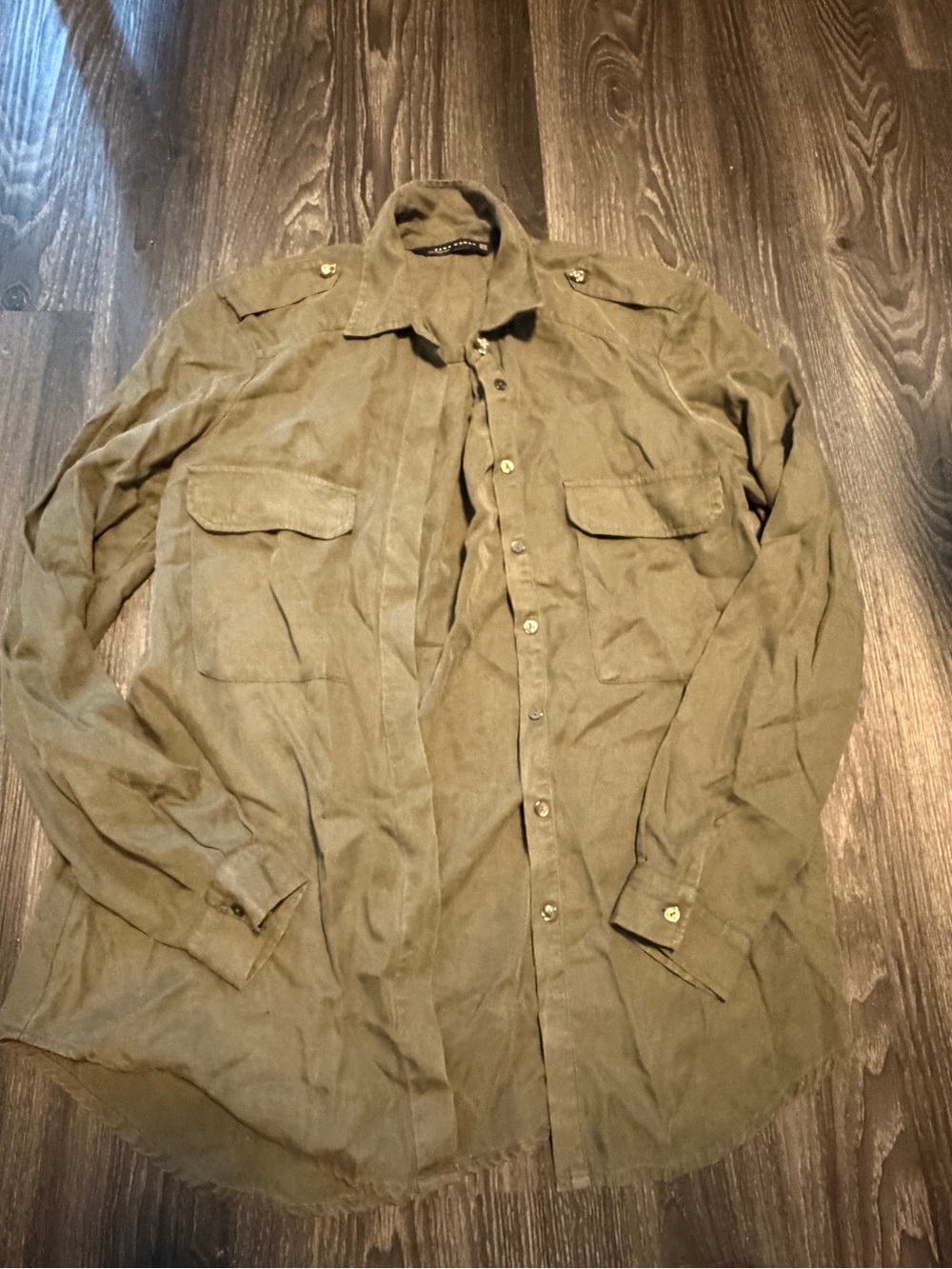 Zara Olive Green button up Shirt with skulls never worn